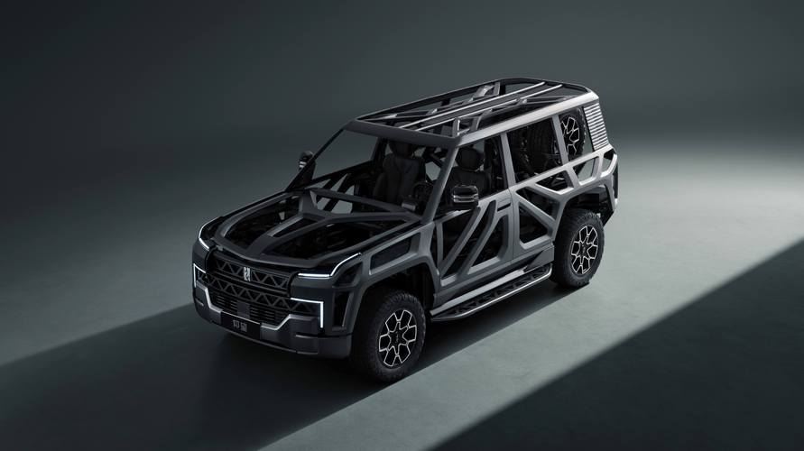 成都196仰望U8硬派越野的科技魅力，国能汽车对传统燃油车市场的冲击